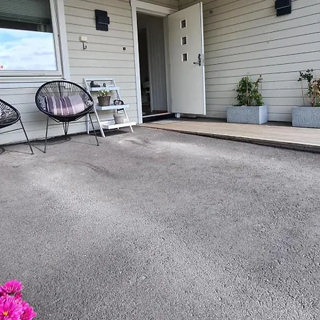 Appartement Norhern Lights Luxus -5 Min Airport-free Park