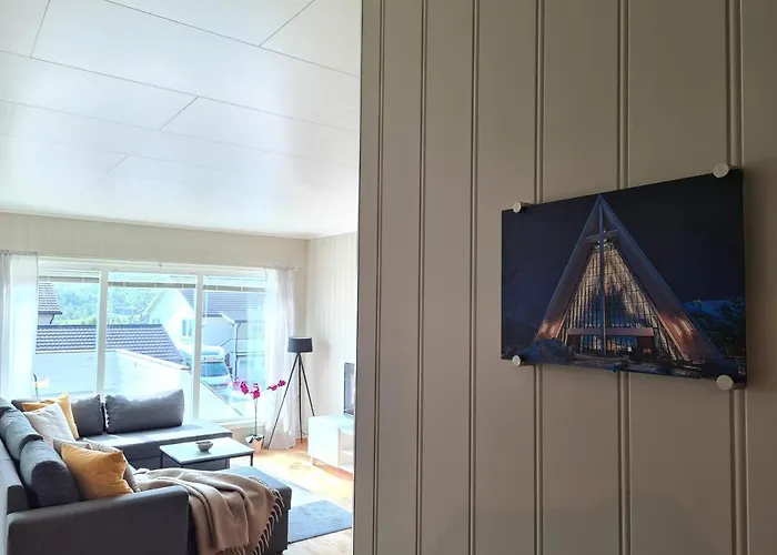 Norhern Lights Luxus -5 Min Airport-free Park Apartamento