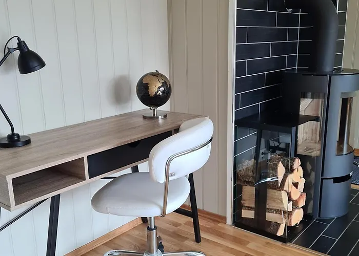 Norhern Lights Luxus -5 Min Airport-free Park Lägenhet