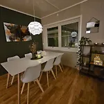 Appartement Norhern Lights Luxus -5 Min Airport-free Park *