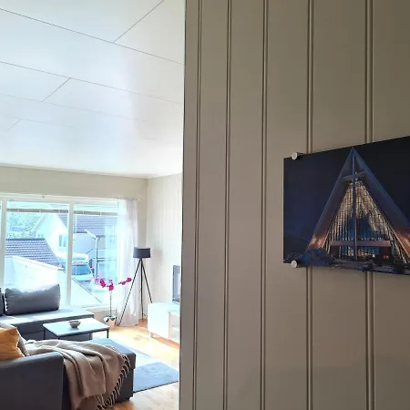 Norhern Lights Luxus -5 Min Airport-free Park شقة